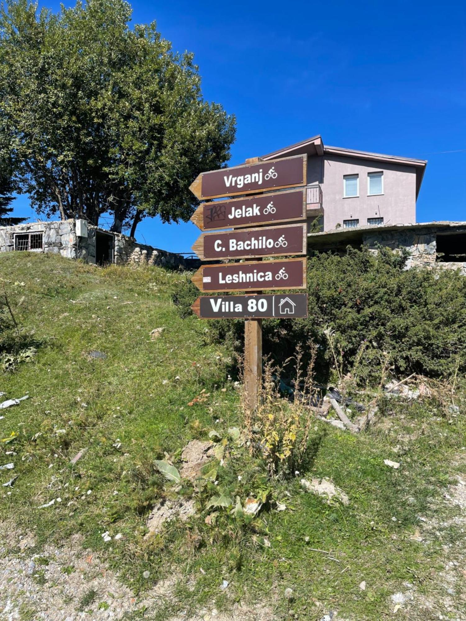 Villa 80 Kodra E Diellit 테토보 외부 사진
